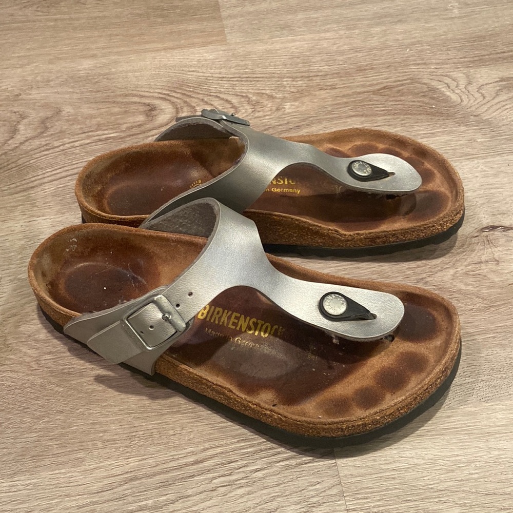Birkenstock Silver Gizeh Sandals